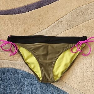 Prana Saba Black, Olive and Pink Bikini Bottom, Size Medium, EUC